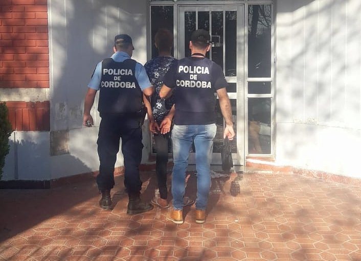 Detenido por intentar robar una camioneta en Seeber