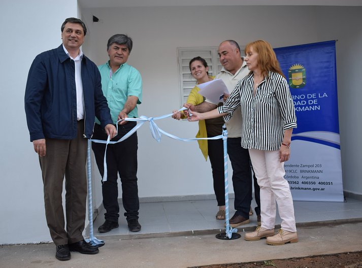 Brinkmann: Entregaron una nueva vivienda del plan 