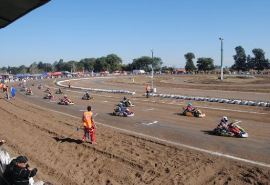 Este fin de semana, Suardi recibe al Karting del Salado
