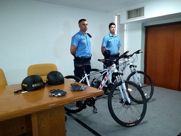 Cooperativa de Morteros entregó bicicletas para patrullaje policial