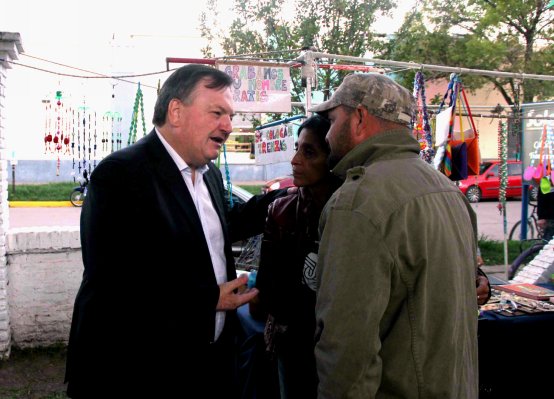 Michlig visitó el paseo de los Artesanos Unidos de Suardi