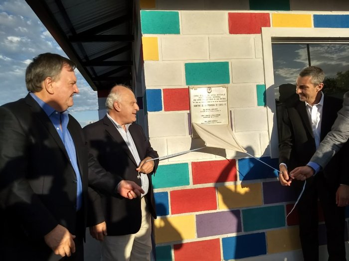 Lifschitz inauguró obras y viviendas en San Cristóbal