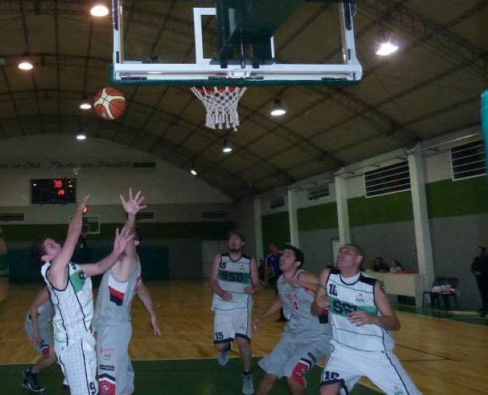 Interasociativo: Comenzaron los play offs de 8º de final