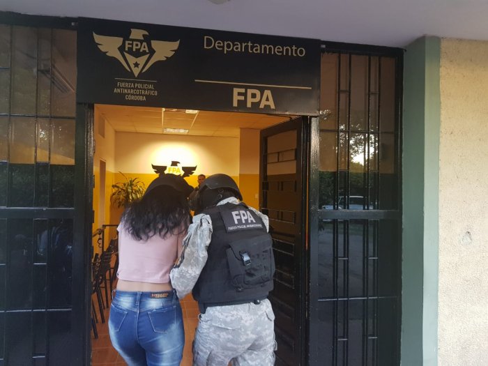 Detuvieron a una mujer por venta de drogas en San Francisco