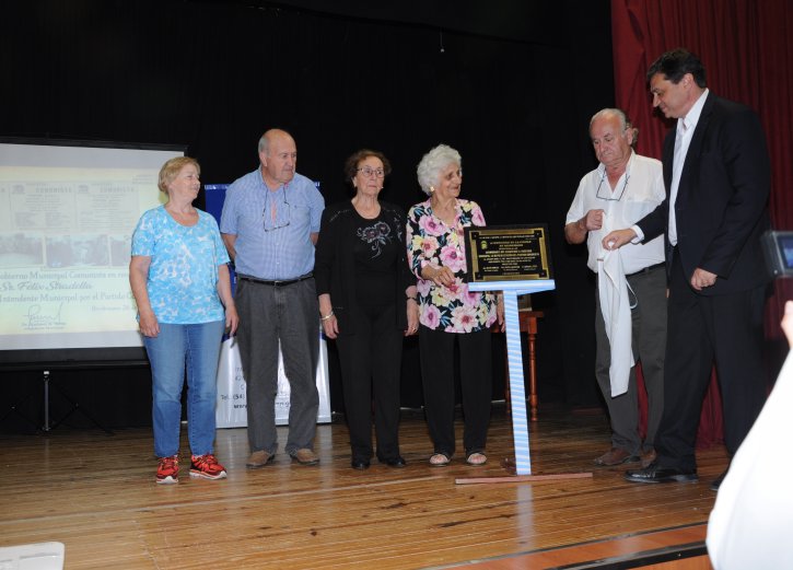 Brinkmann recordó los 60 años de la Intendencia comunista