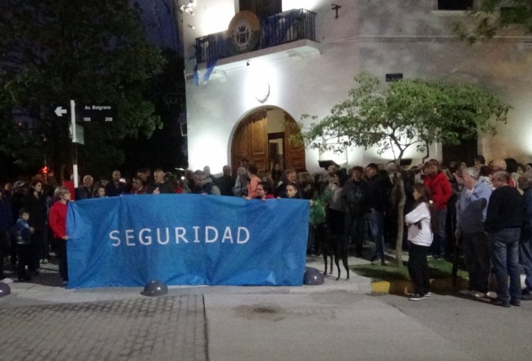 Vecinos de Sunchales se movilizaron por más seguridad