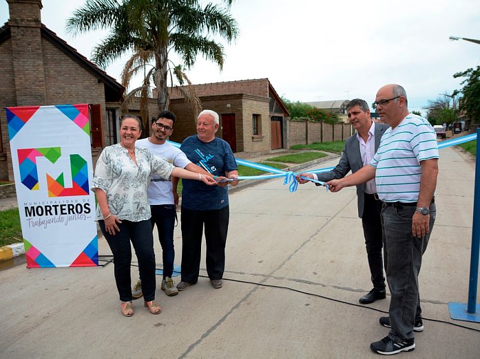 Morteros: Bría inauguró otras dos cuadras de pavimento
