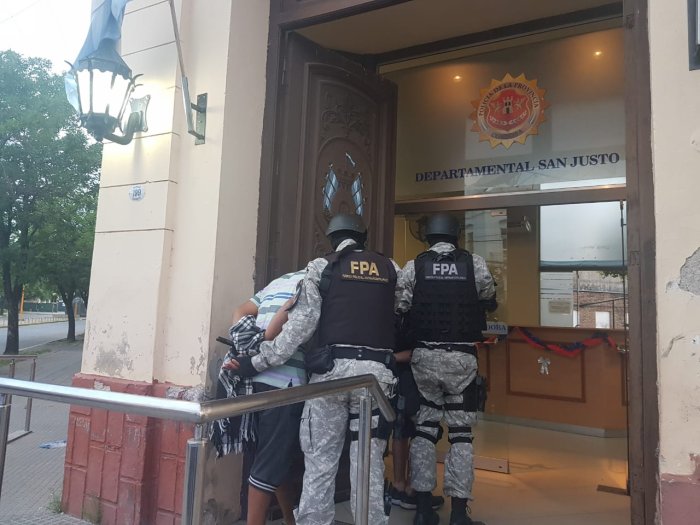 Tres detenidos por narcotráfico en San Francisco